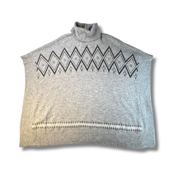 Orvis Wool Cashmere Nordic Fair Isle Poncho Cape Sweater Gray Diamond One Size - Picture 8 of 13
